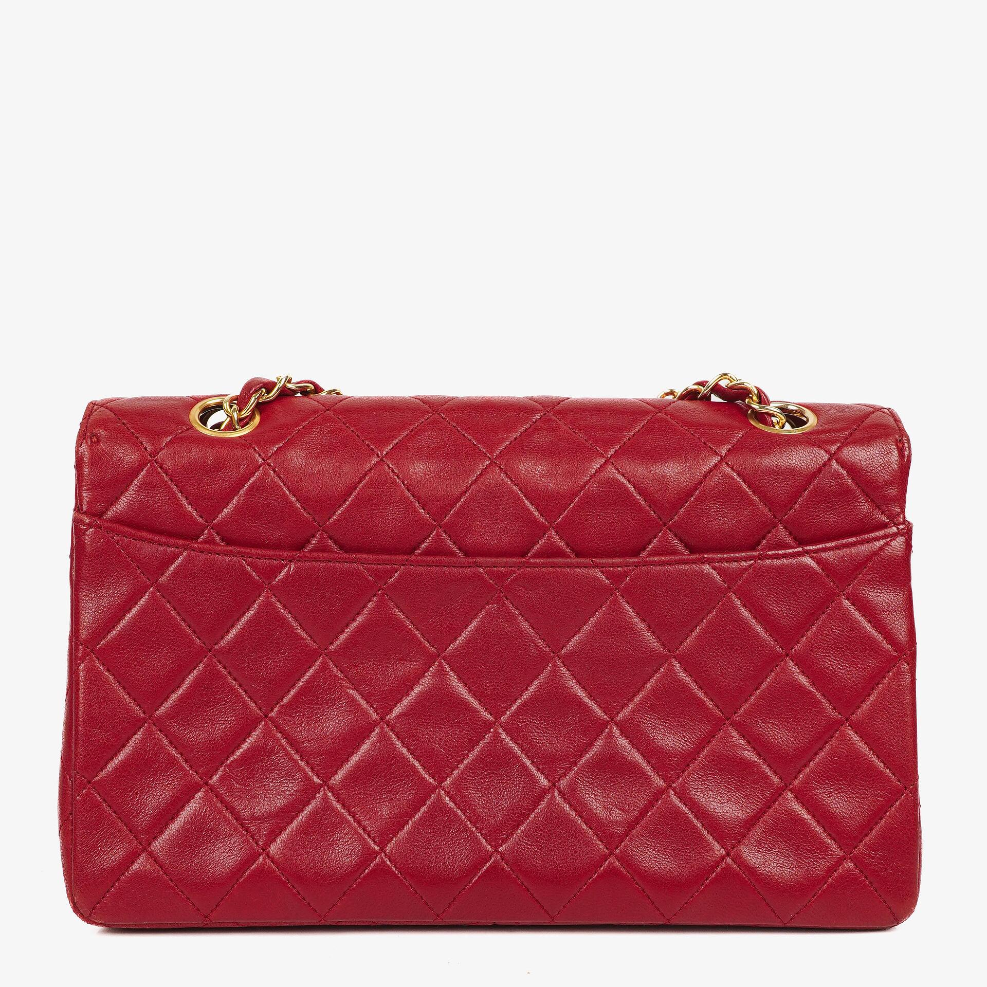 Chanel Classic Small Flap Bag aus rotem Lammleder mit 24K vergoldeter Hardware