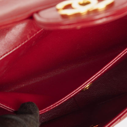 Chanel Classic Small Flap Bag aus rotem Lammleder mit 24K vergoldeter Hardware