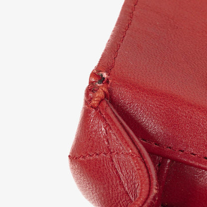 Chanel Classic Small Flap Bag aus rotem Lammleder mit 24K vergoldeter Hardware