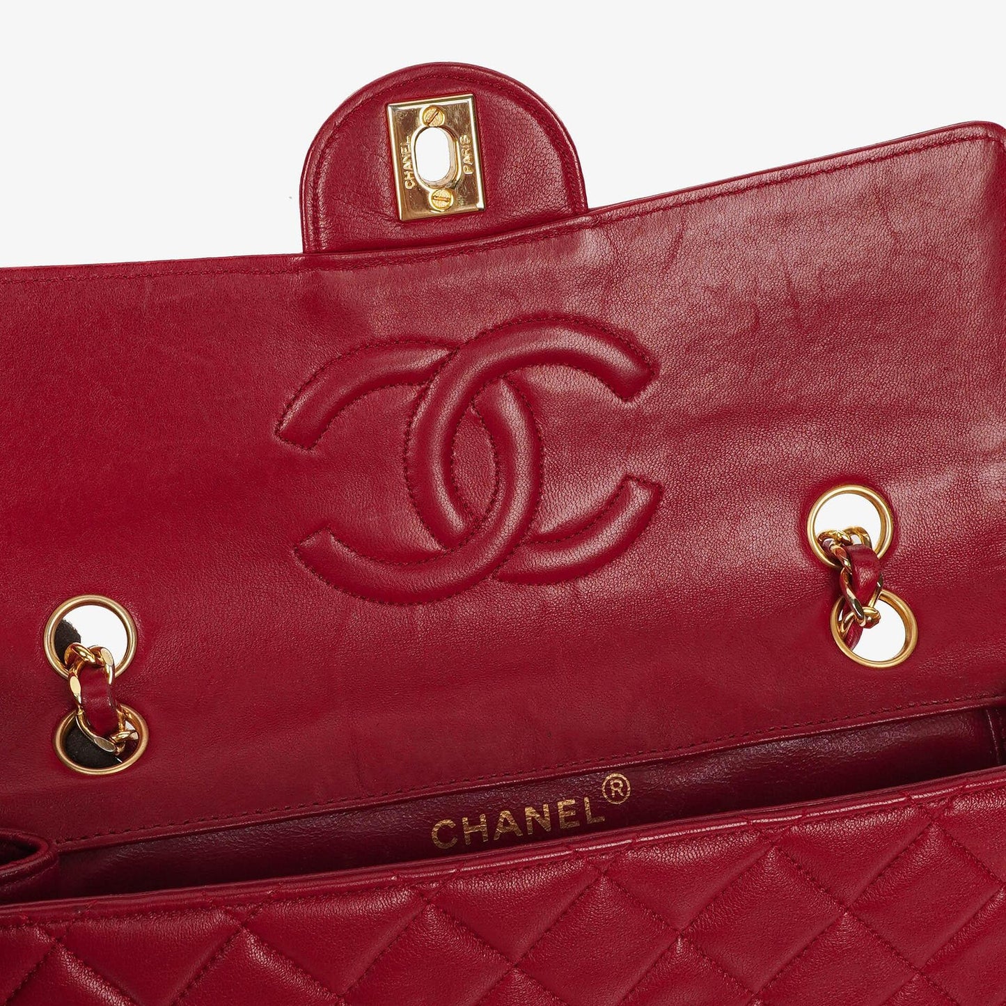 Chanel Classic Small Flap Bag aus rotem Lammleder mit 24K vergoldeter Hardware