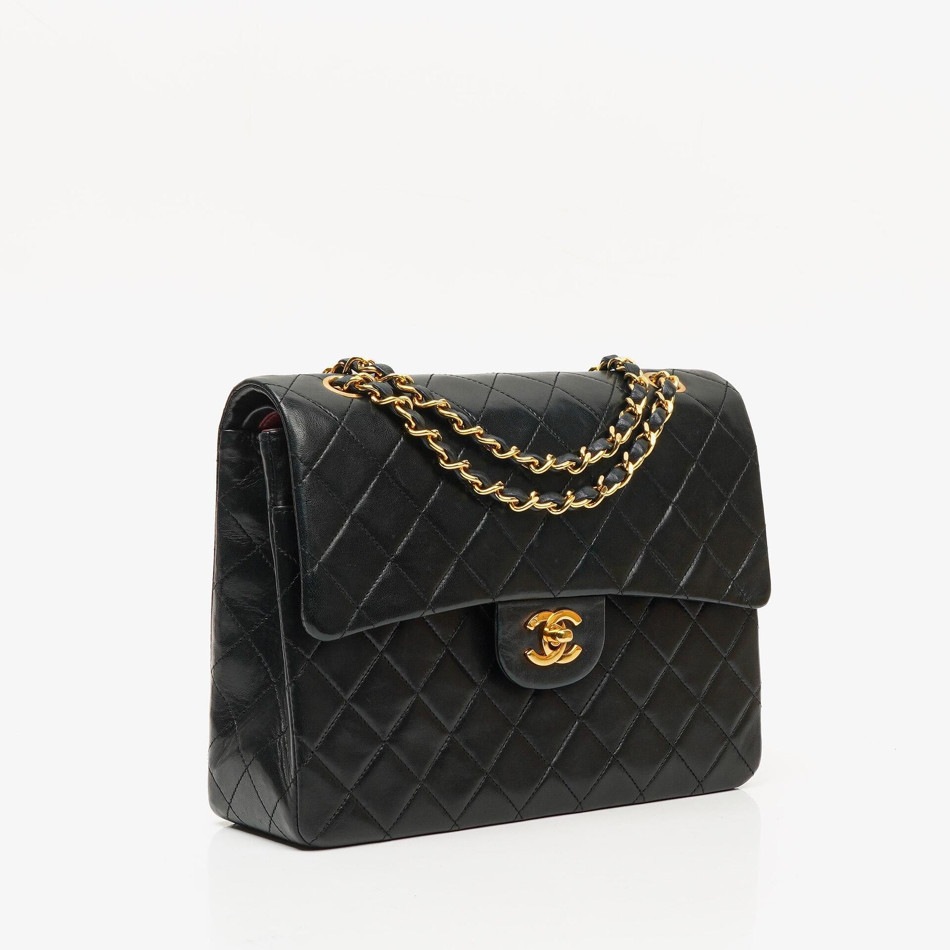 Chanel Classic Square Double Flap Tasche Schwarz Lammleder Steppung mit 24K vergoldeten Beschlägen 1986-1988