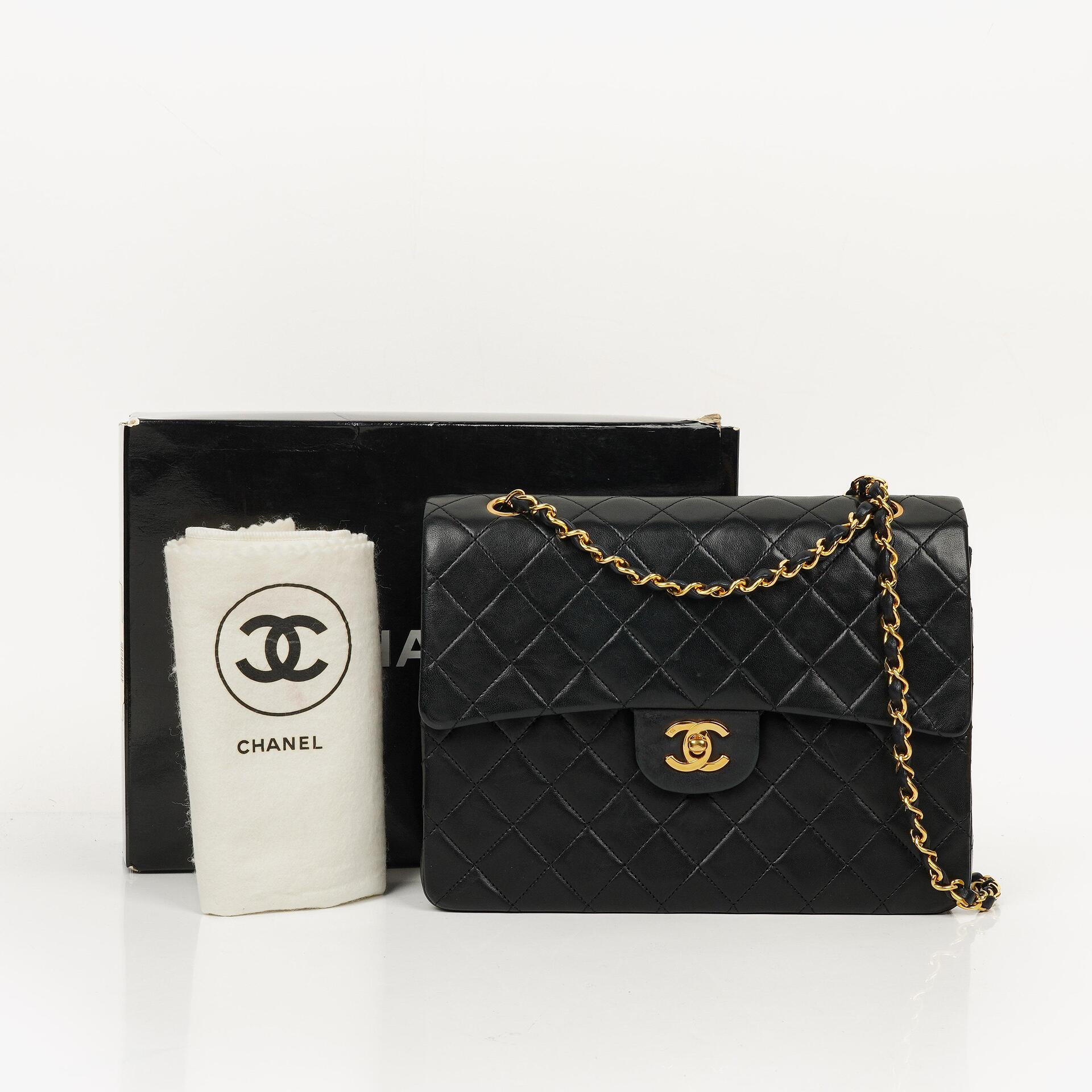 Chanel Classic Square Double Flap Tasche Schwarz Lammleder Steppung mit 24K vergoldeten Beschlägen 1986-1988