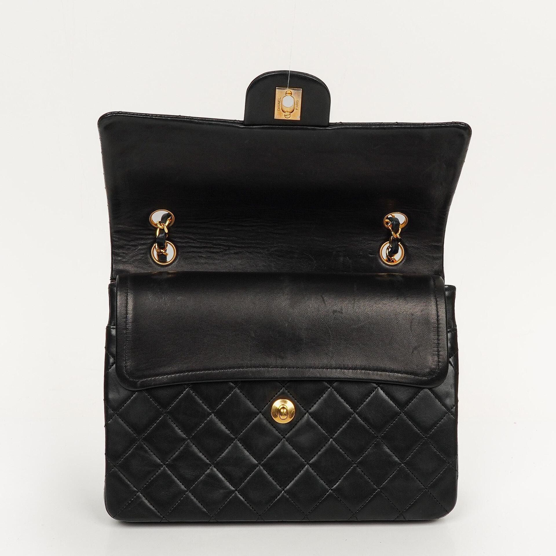 Chanel Classic Square Double Flap Tasche Schwarz Lammleder Steppung mit 24K vergoldeten Beschlägen 1986-1988