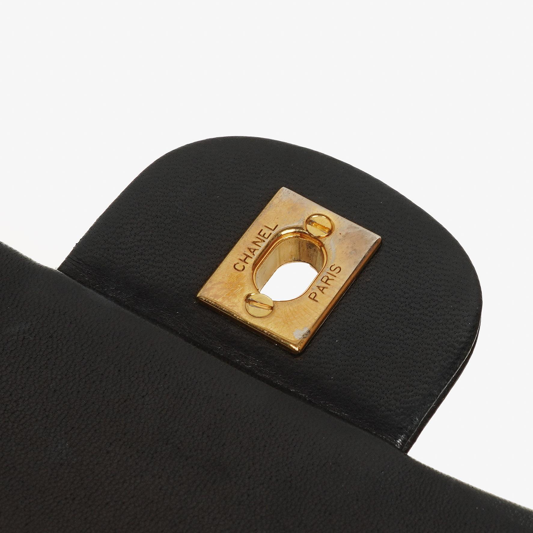 Chanel Classic Square Double Flap Tasche Schwarz Lammleder Steppung mit 24K vergoldeten Beschlägen 1986-1988
