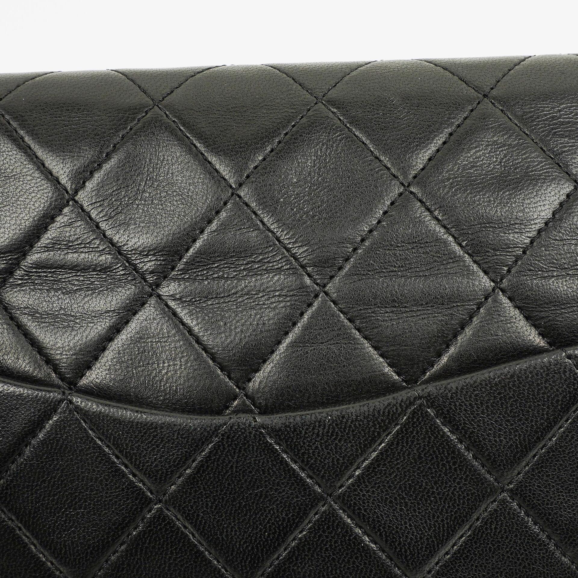 Chanel Medium Classic Vintage Double Flap Tasche Schwarz Stepp-Lammleder 24K vergoldete Beschläge