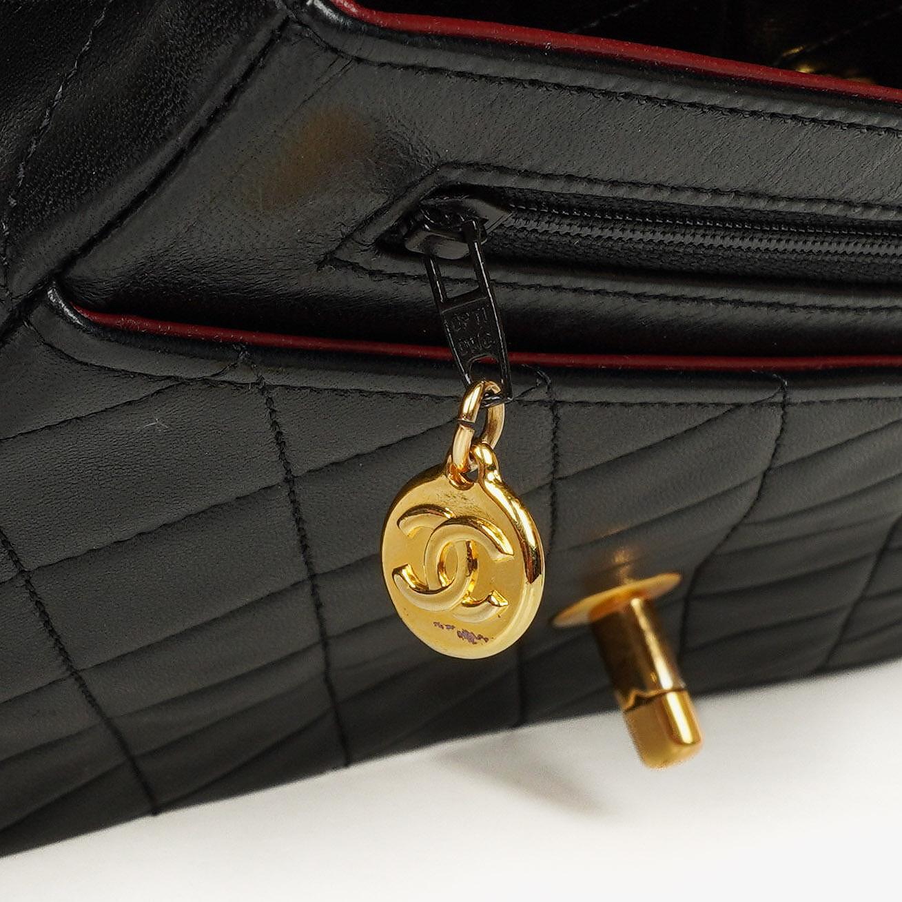 Chanel Classic Vintage Single Flap Tasche in Schwarz aus gestepptem Lammleder mit 24K vergoldeten Beschlägen