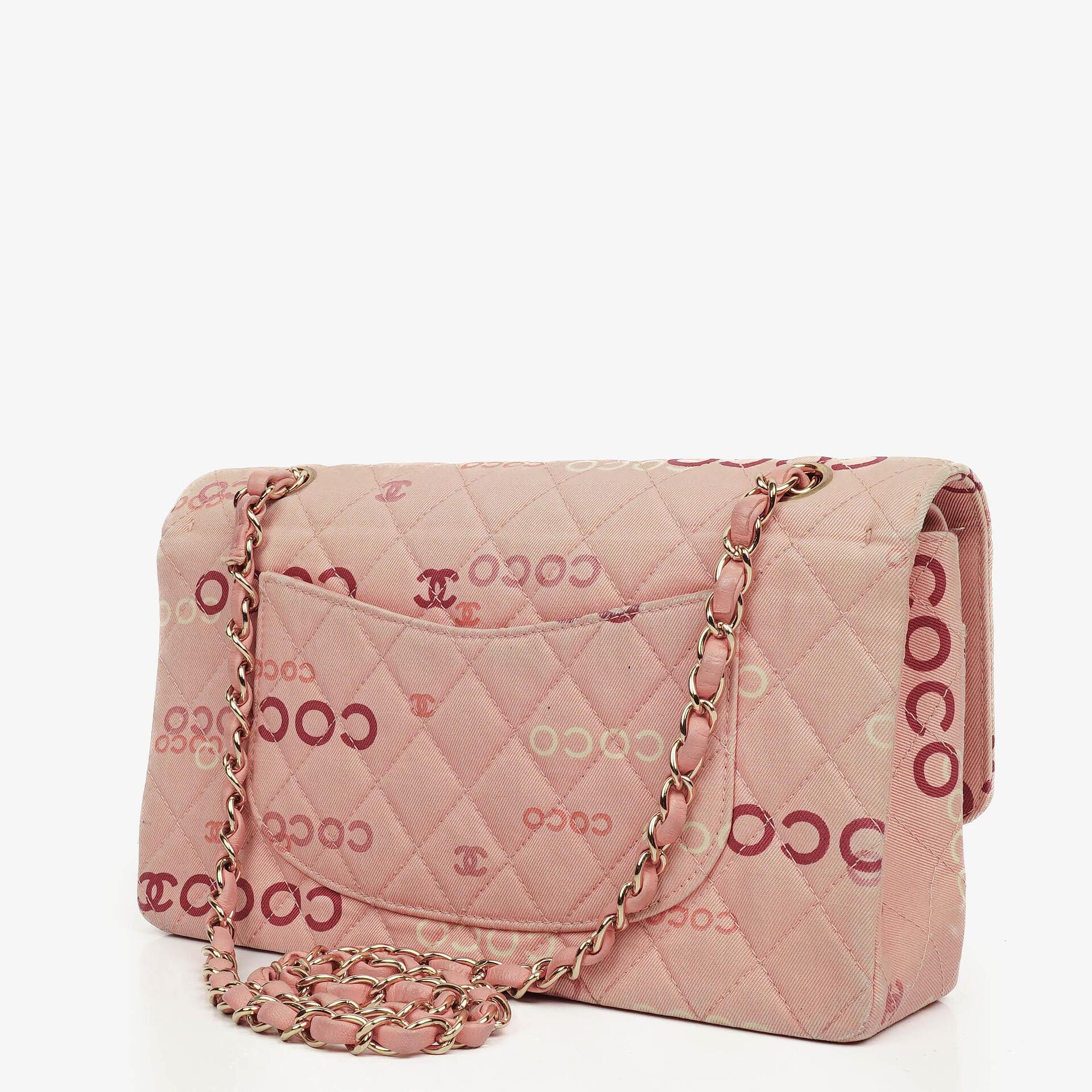 Chanel COCO Print Medium Classic Double Flap Tasche mit 24K vergoldeten Beschlägen