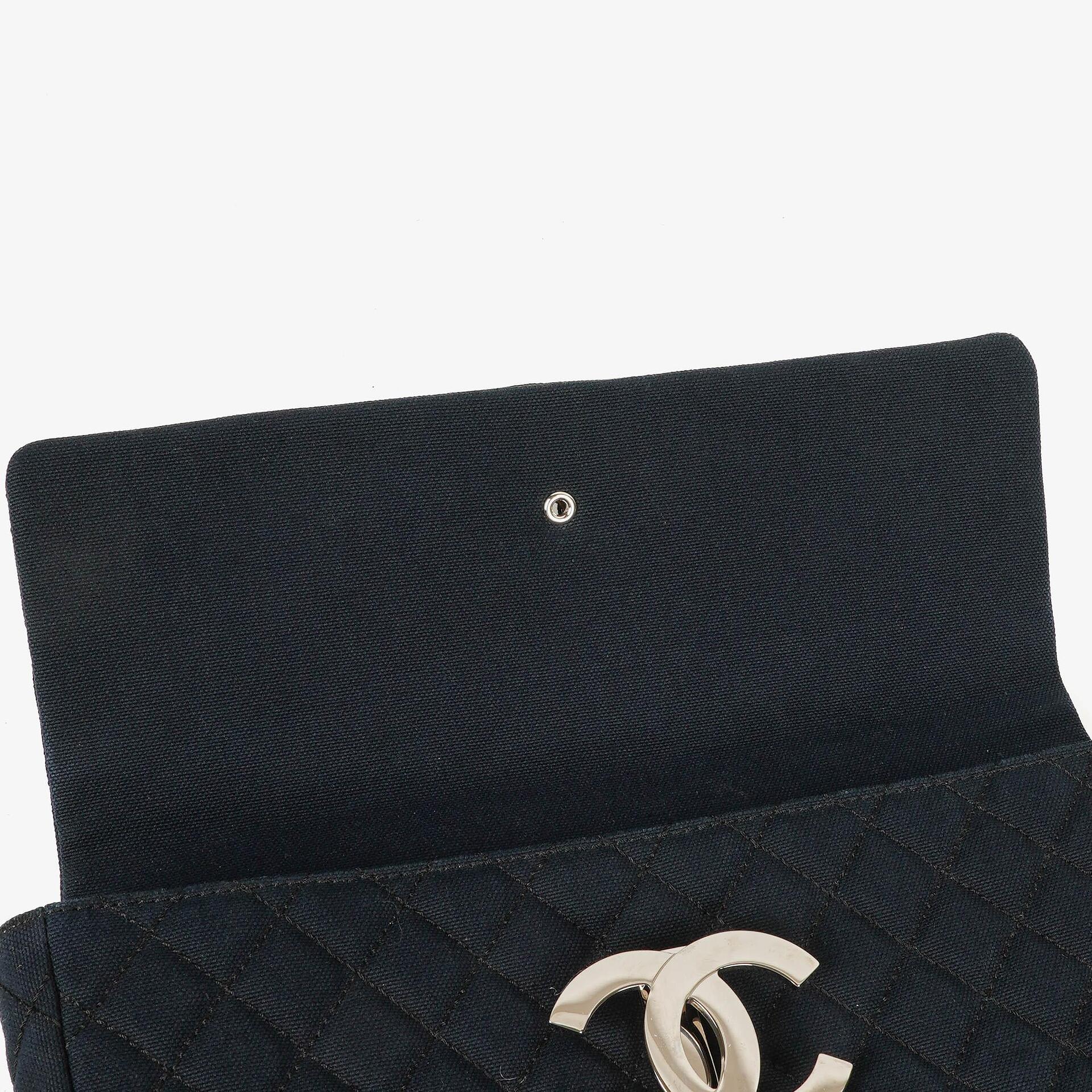 Chanel Cruise Line Clutch in Navy