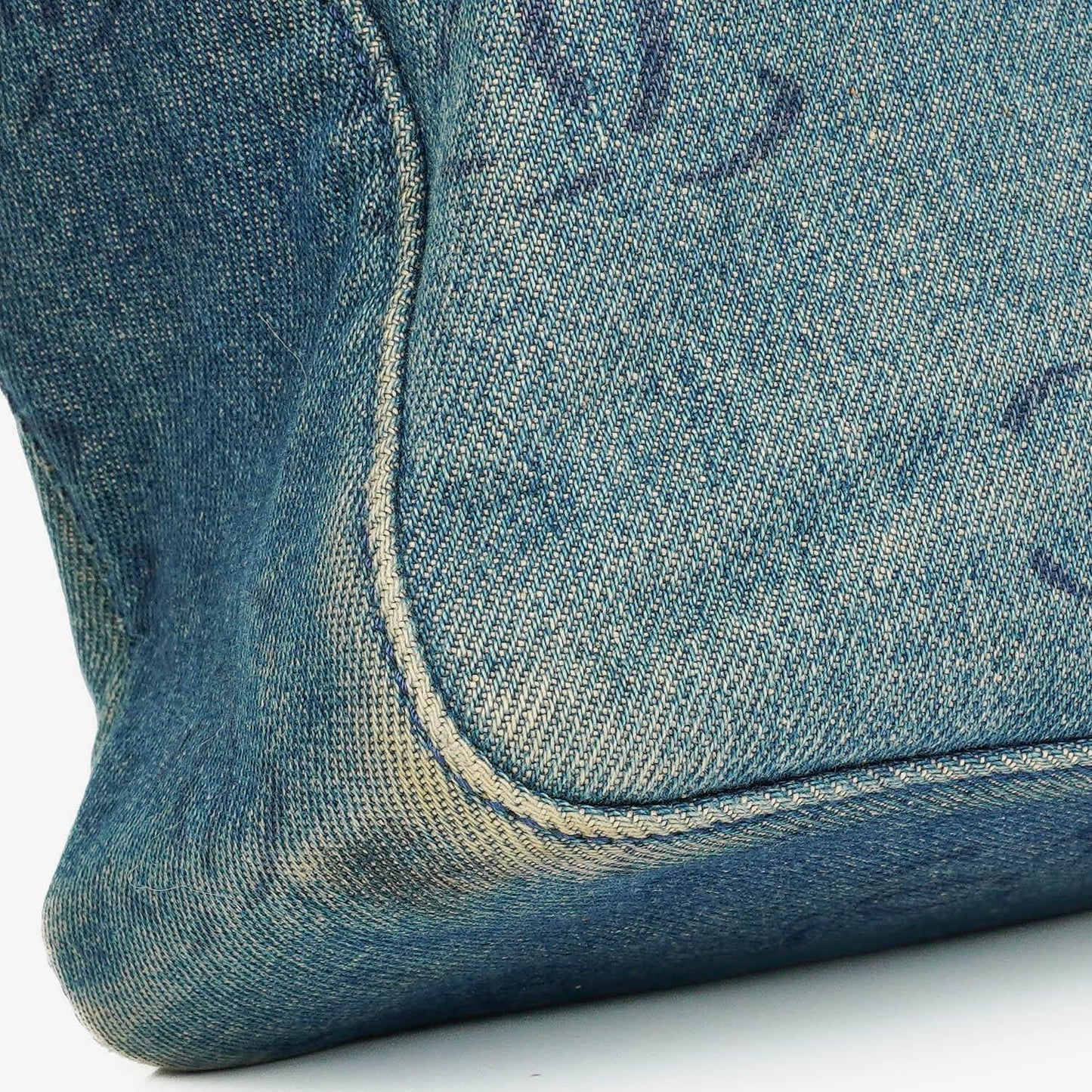 Chanel Denim CC kleine Hobo Tasche