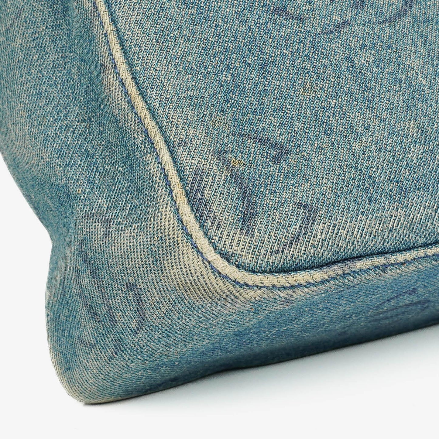 Chanel Denim CC kleine Hobo Tasche