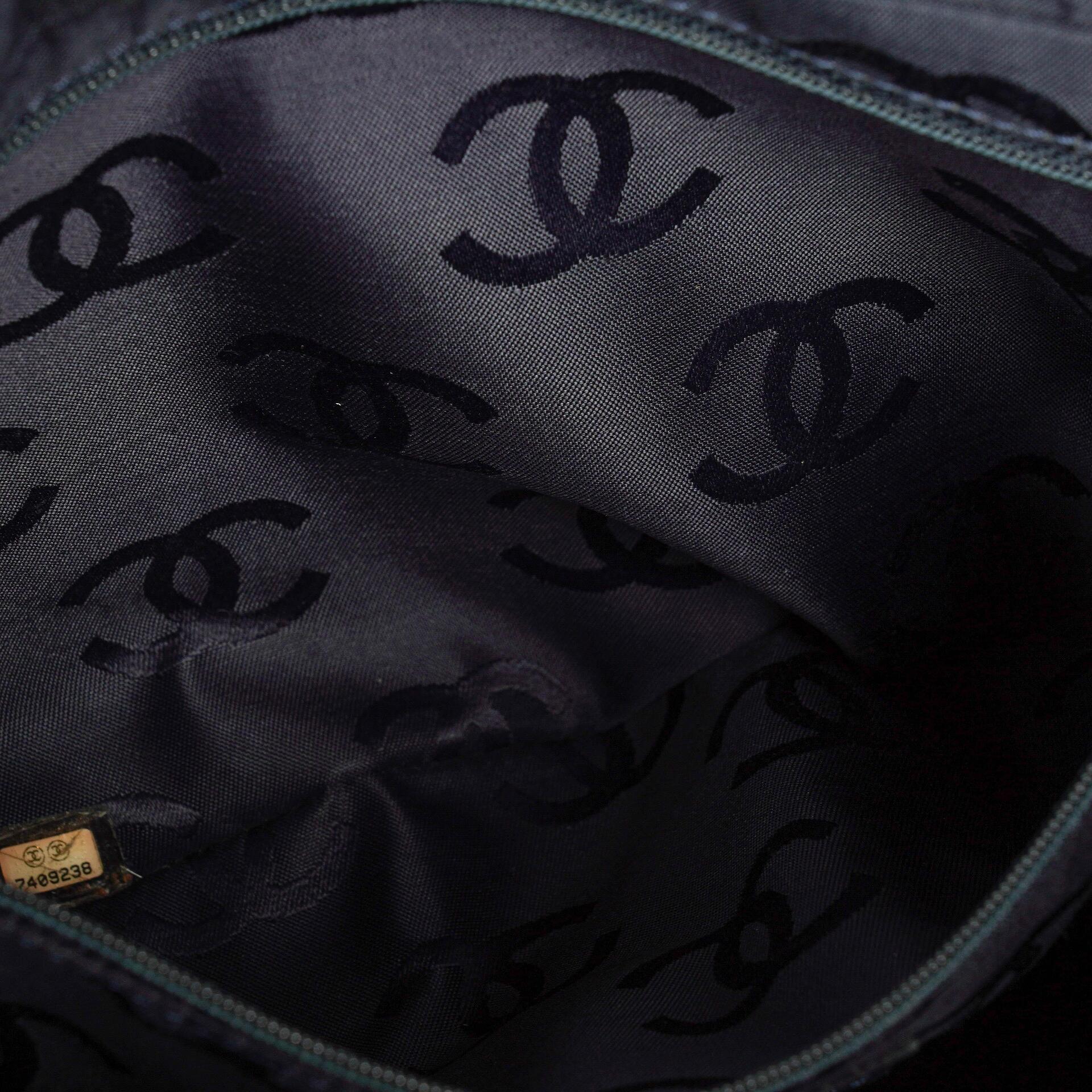 Chanel Denim CC kleine Hobo Tasche