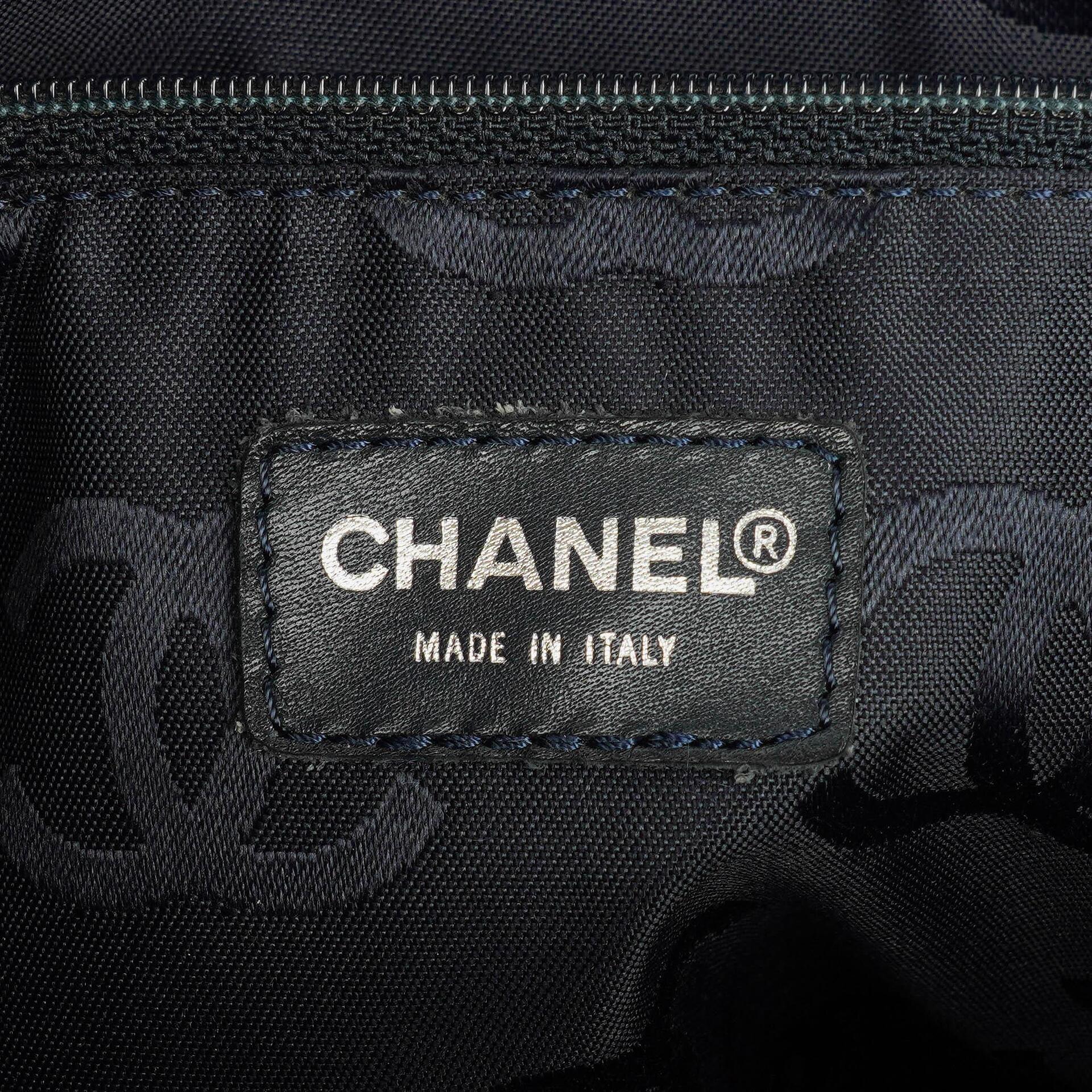 Chanel Denim CC kleine Hobo Tasche