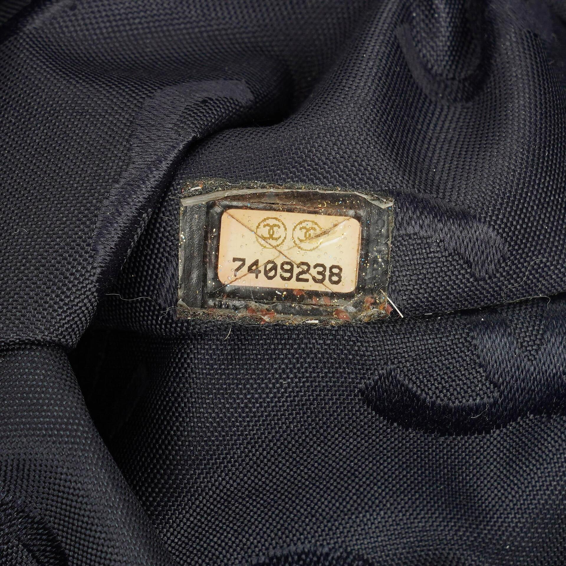 Chanel Denim CC kleine Hobo Tasche