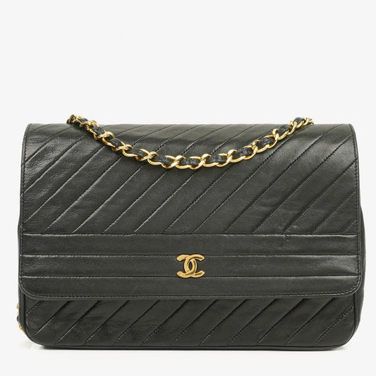 Chanel Diagonal Medium Classic Single Flap Tasche aus schwarzem gestepptem Lammleder mit 24K vergoldeter Hardware