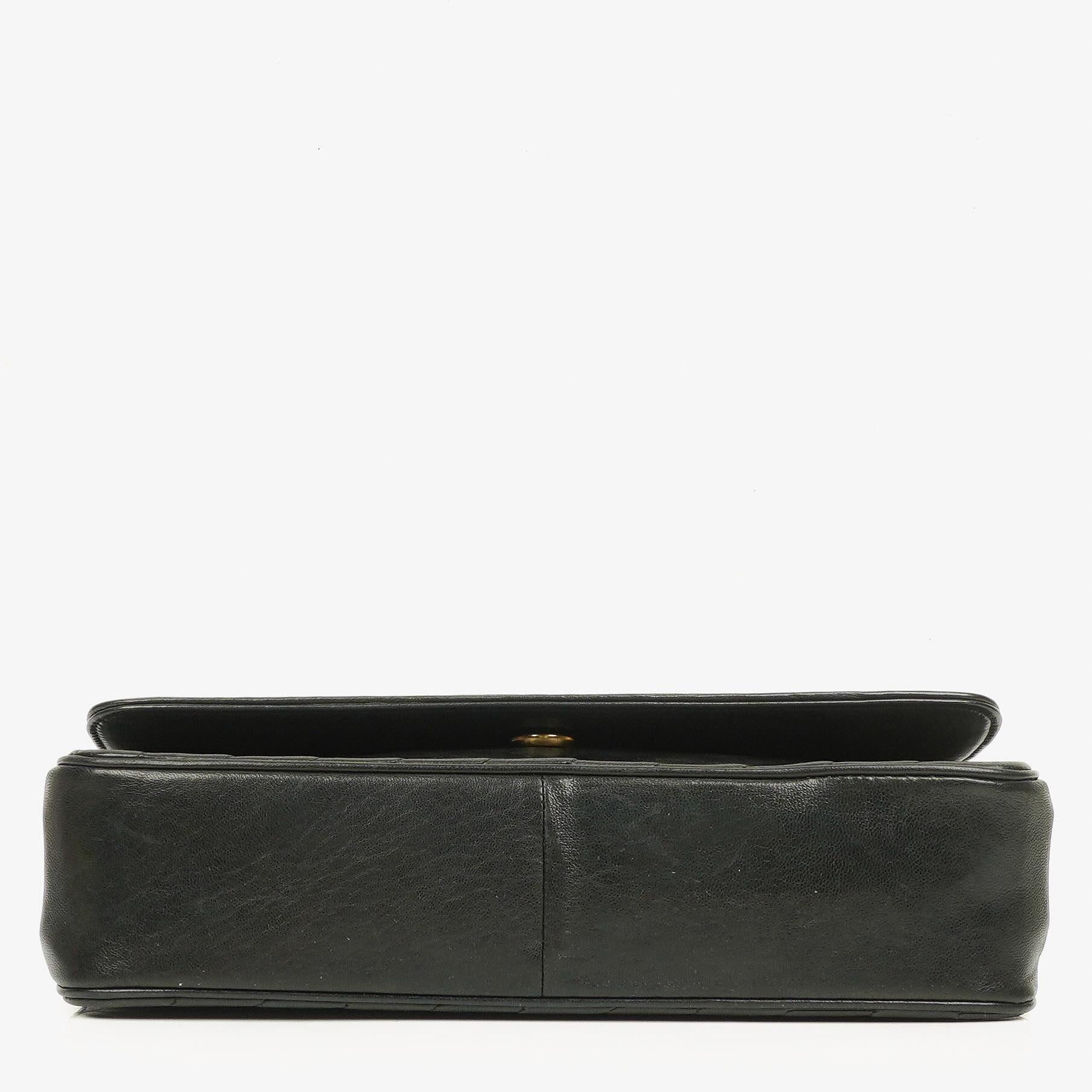 Chanel Diagonal Medium Classic Single Flap Tasche aus schwarzem gestepptem Lammleder mit 24K vergoldeter Hardware