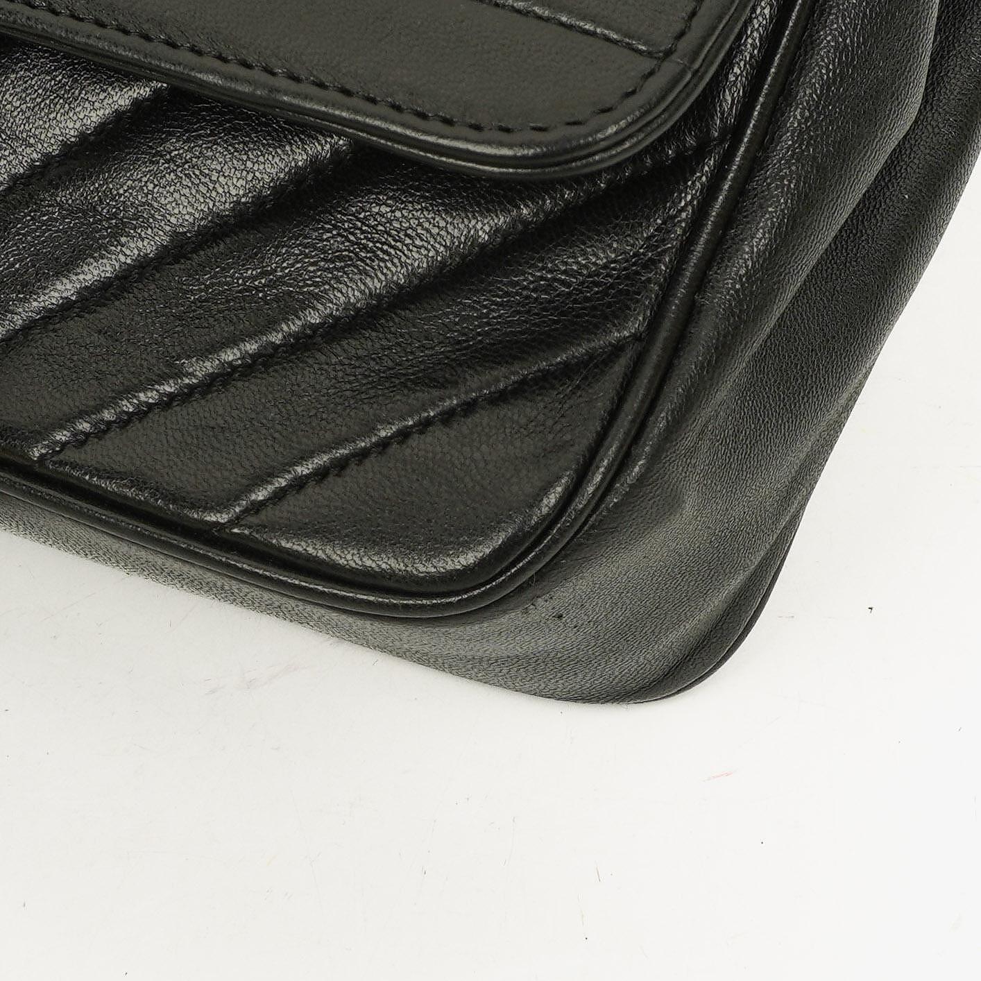 Chanel Diagonal Medium Classic Single Flap Tasche aus schwarzem gestepptem Lammleder mit 24K vergoldeter Hardware