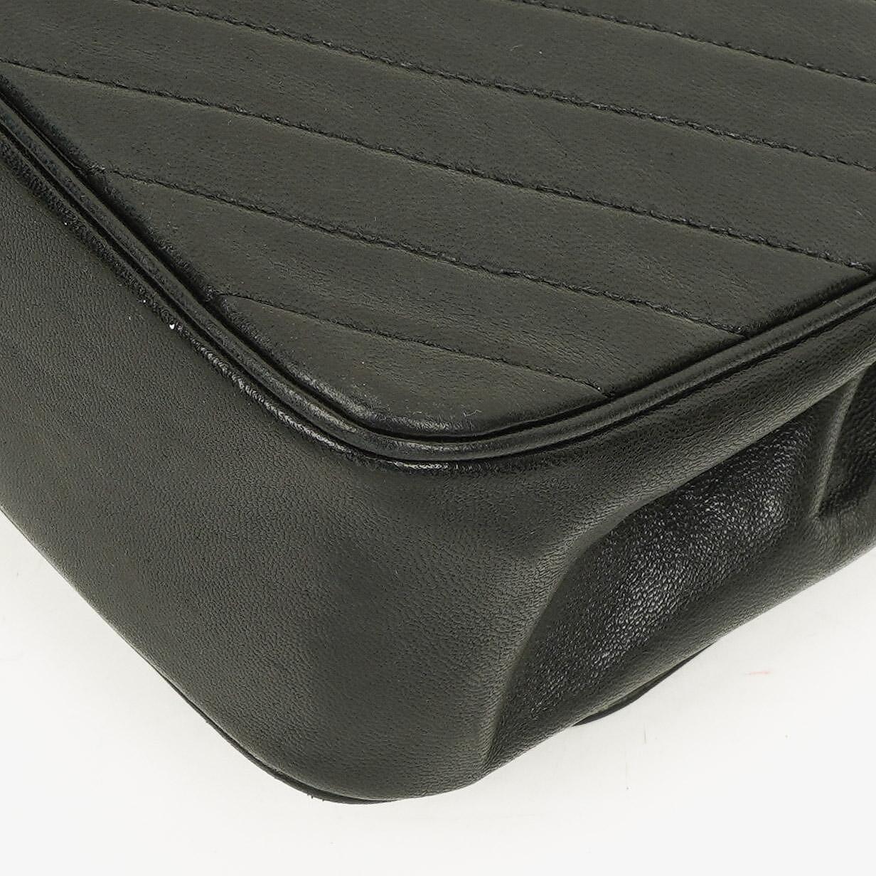 Chanel Diagonal Medium Classic Single Flap Tasche aus schwarzem gestepptem Lammleder mit 24K vergoldeter Hardware