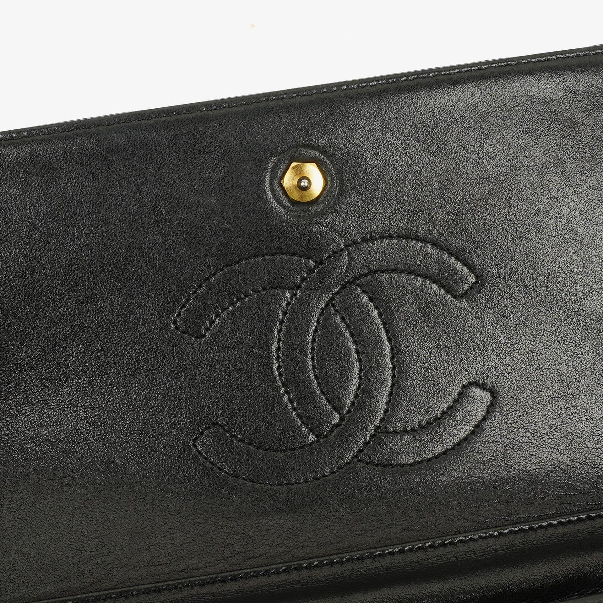 Chanel Diagonal Medium Classic Single Flap Tasche aus schwarzem gestepptem Lammleder mit 24K vergoldeter Hardware