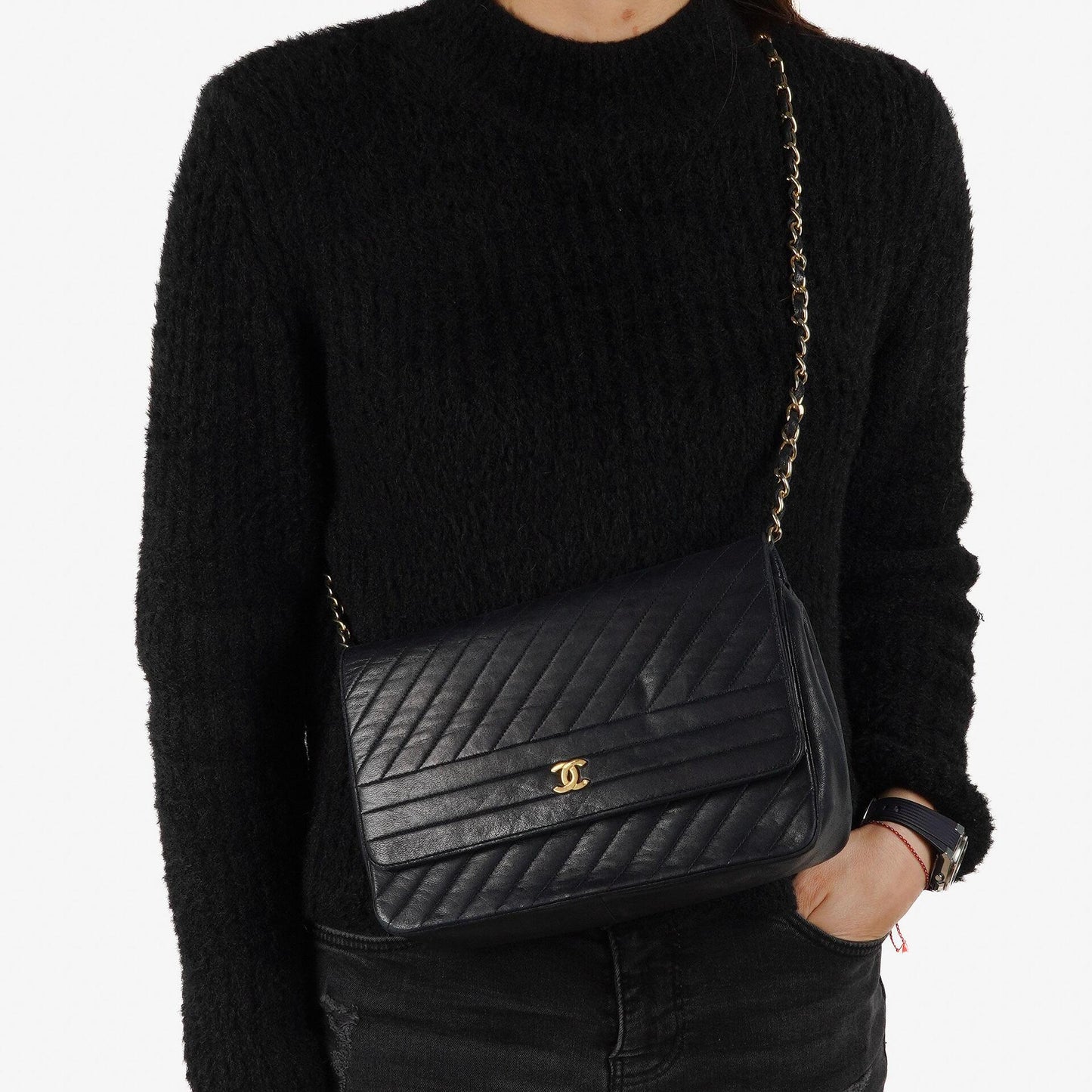 Chanel Diagonal Medium Classic marineblau gestepptes Lammleder Single Flap Bag mit 24K goldplattierten Beschlägen