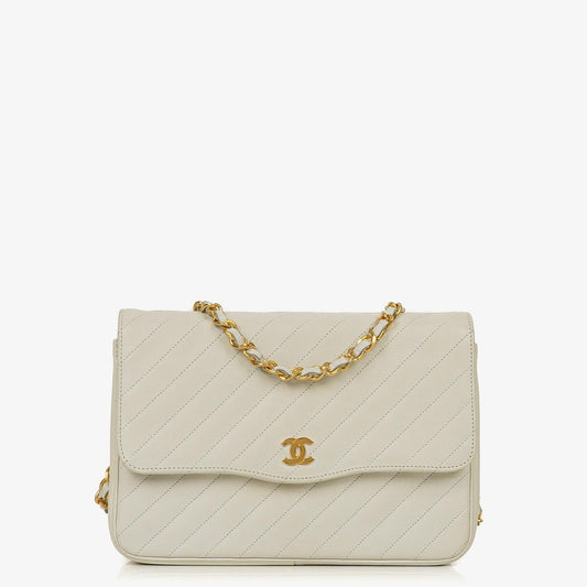 Chanel Small Classic Single Flap Tasche aus diagonal gestepptem Lammleder mit 24K vergoldeten Beschlägen
