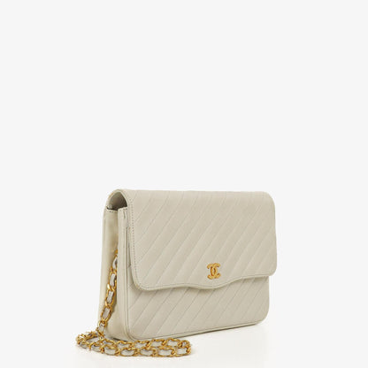 Chanel Small Classic Single Flap Tasche aus diagonal gestepptem Lammleder mit 24K vergoldeten Beschlägen