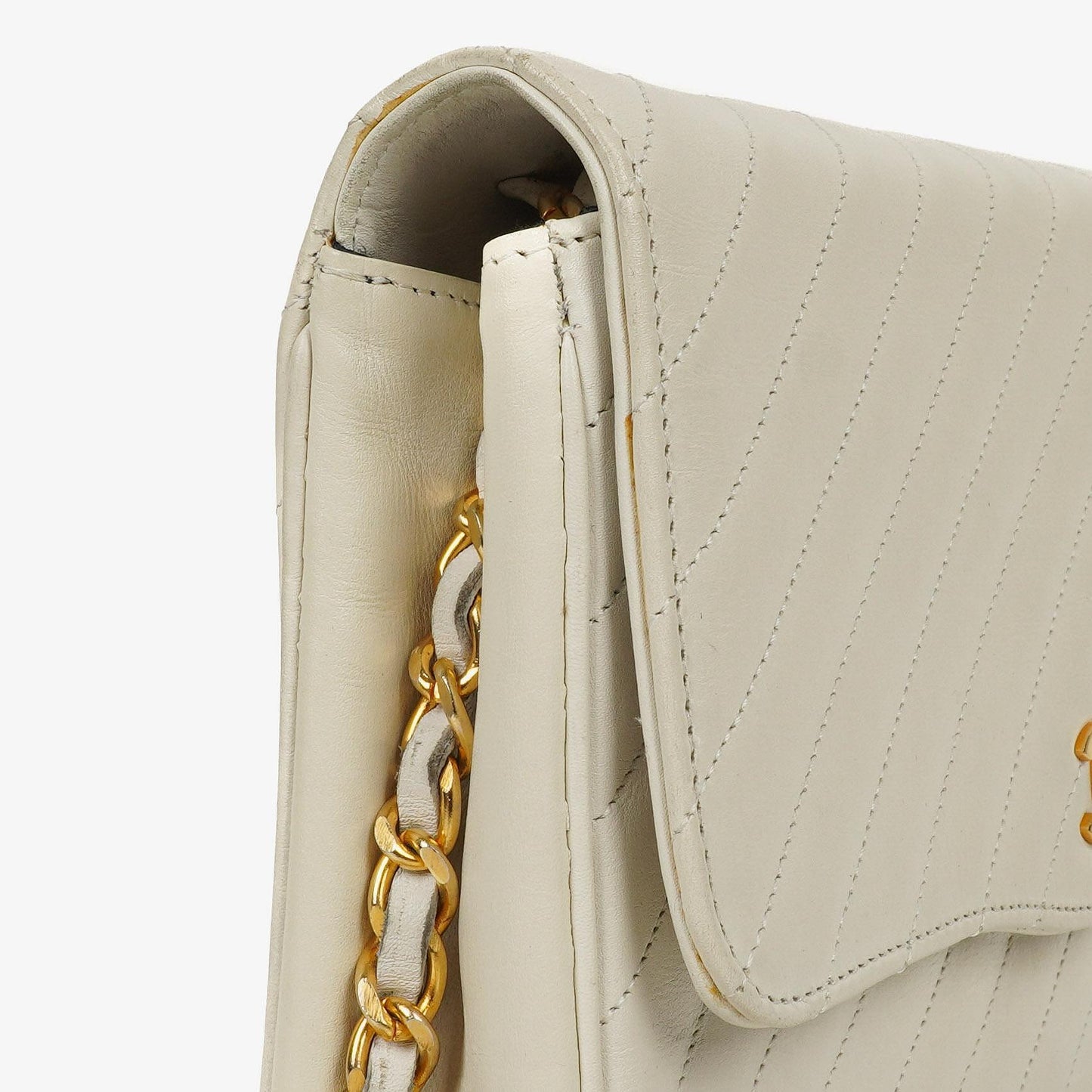 Chanel Small Classic Single Flap Tasche aus diagonal gestepptem Lammleder mit 24K vergoldeten Beschlägen