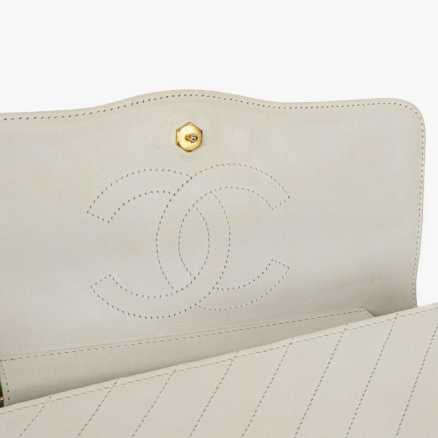 Chanel Small Classic Single Flap Tasche aus diagonal gestepptem Lammleder mit 24K vergoldeten Beschlägen
