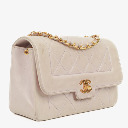 Chanel Diana Vintage Medium Flap Tasche aus gestepptem Lammleder mit 24K vergoldeter Hardware