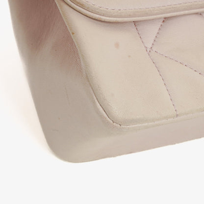 Chanel Diana Vintage Medium Flap Tasche aus gestepptem Lammleder mit 24K vergoldeter Hardware