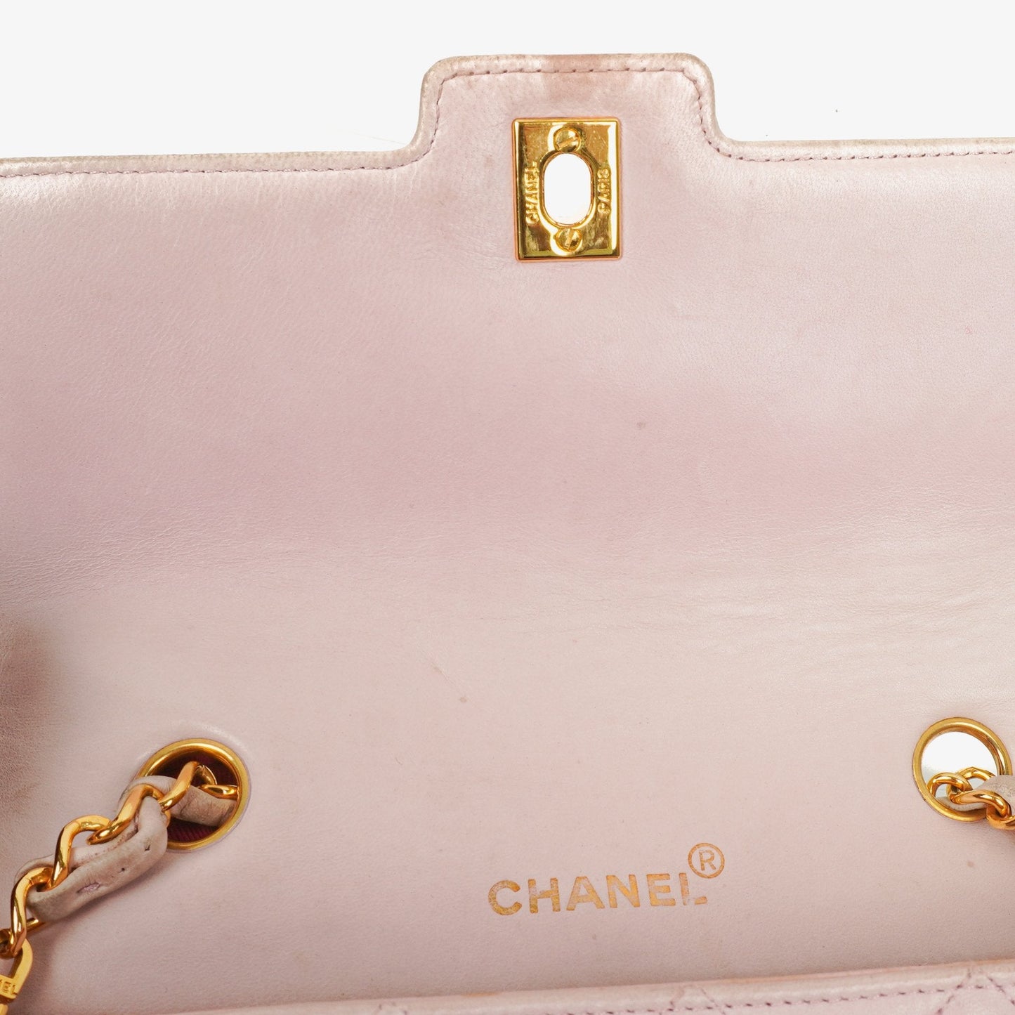 Chanel Diana Vintage Medium Flap Tasche aus gestepptem Lammleder mit 24K vergoldeter Hardware