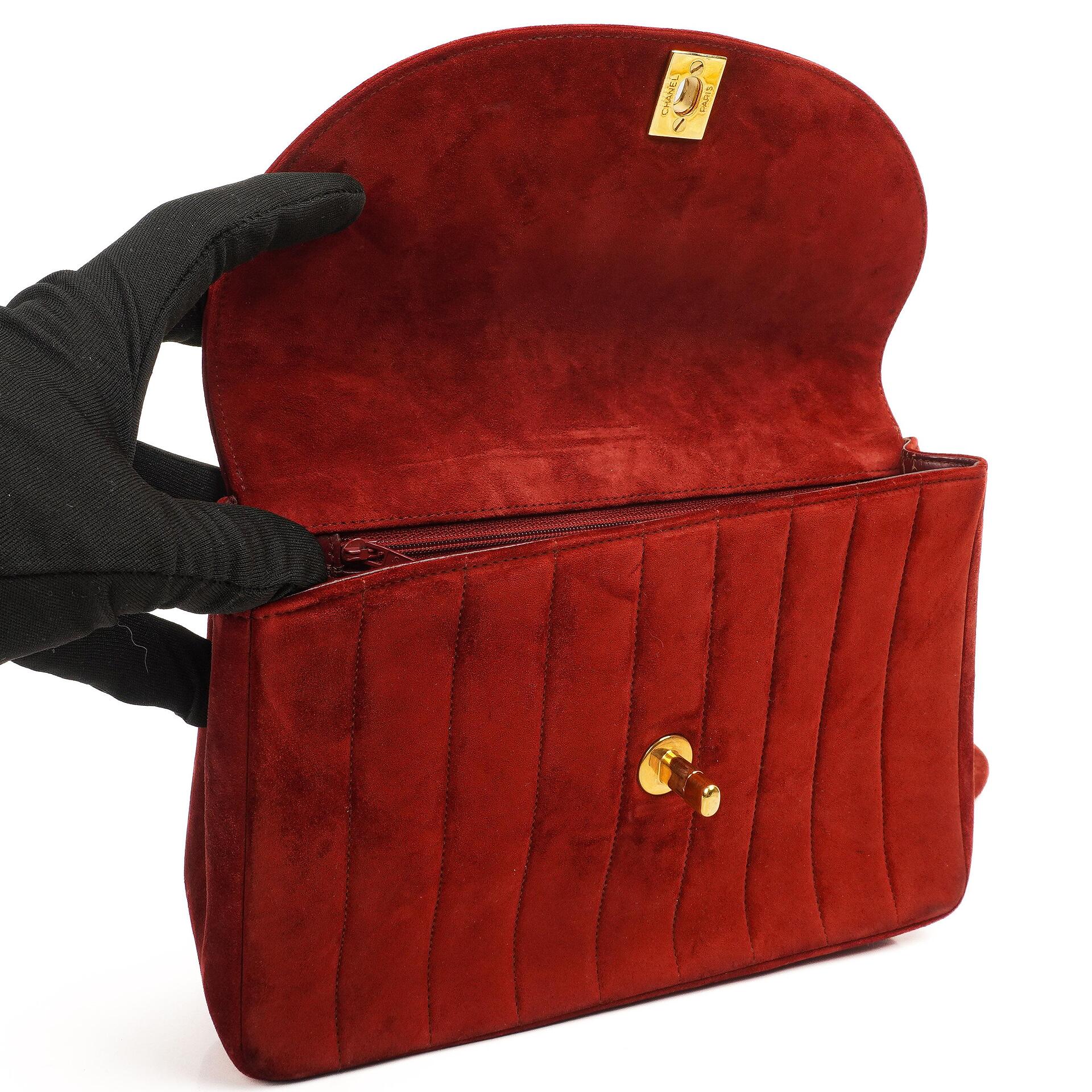 Chanel Diana Vertikale Gequiltete Single Flap Bag Weinrot Wildleder 24K Vergoldete Hardware