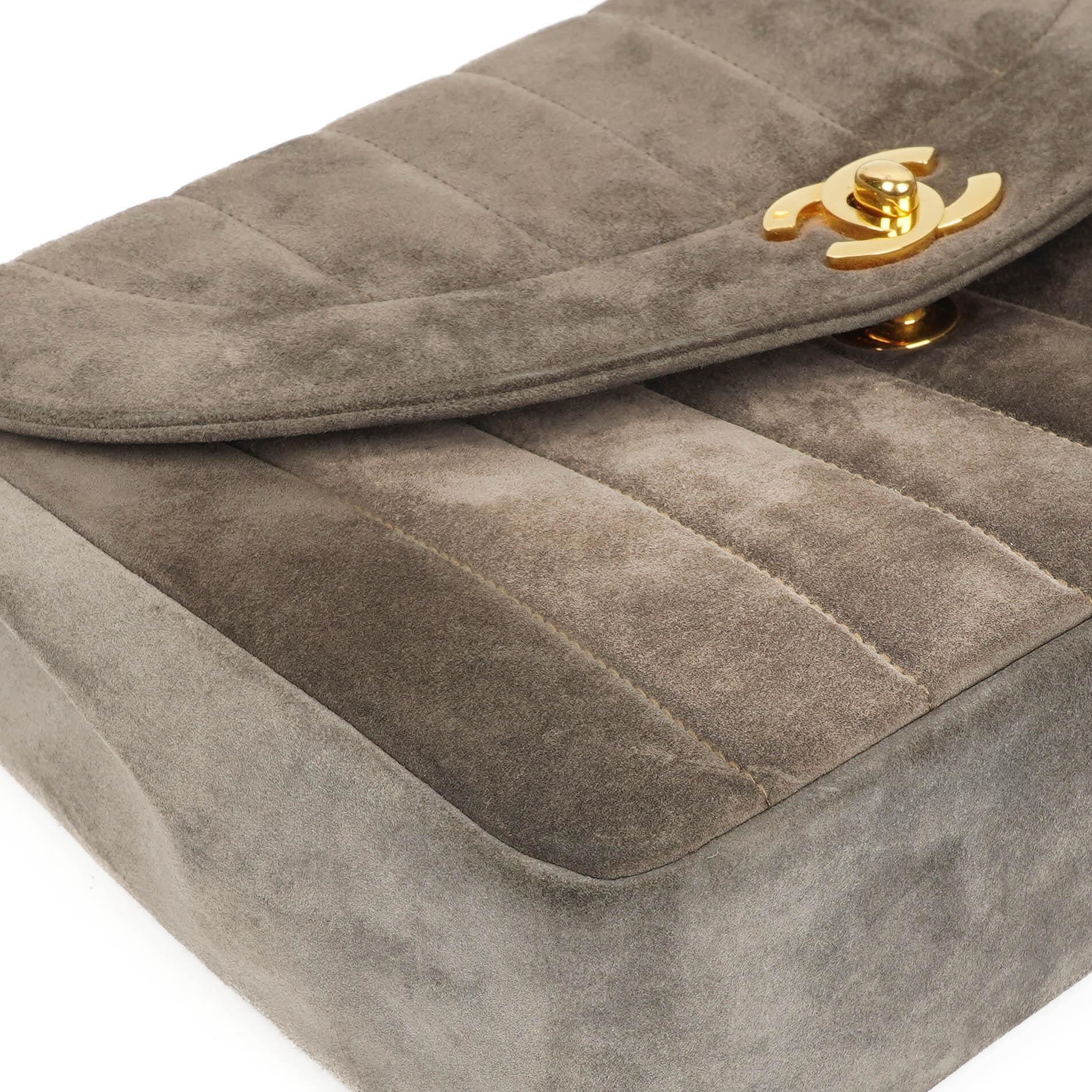 Chanel Diana Vertical Single Flap Bag, Gestepptes Leder, 24K Goldplattierte Hardware