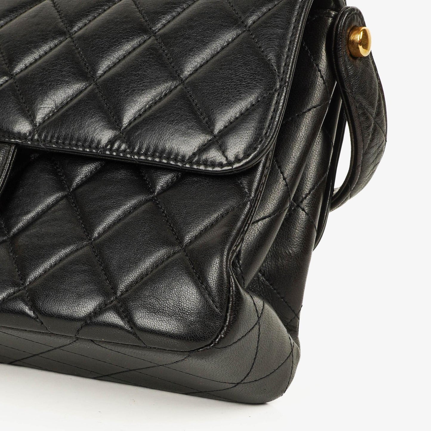 Chanel Wendedesign Clutch aus schwarzem Lammleder mit 24K-vergoldeten Beschlägen