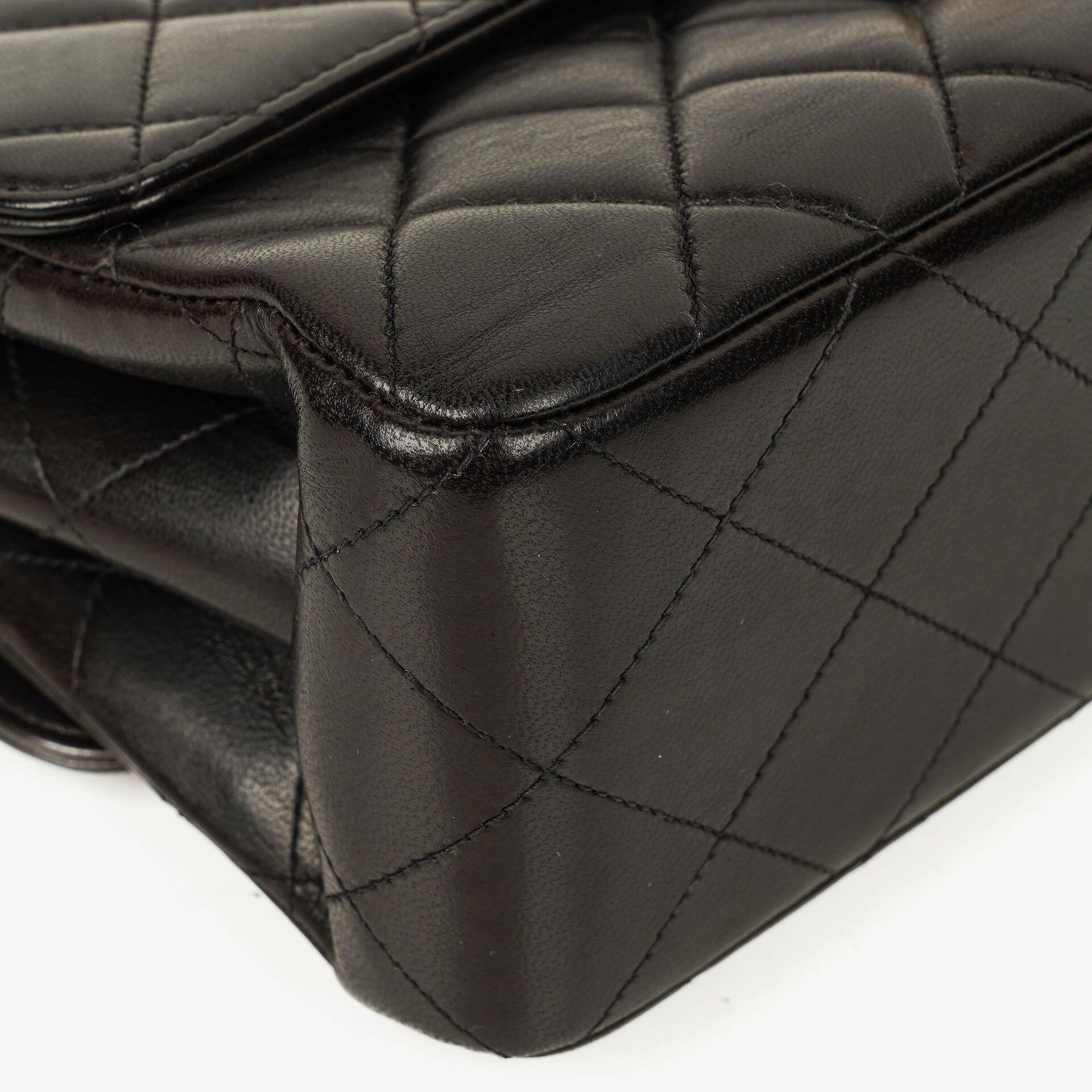 Chanel Wendedesign Clutch aus schwarzem Lammleder mit 24K-vergoldeten Beschlägen