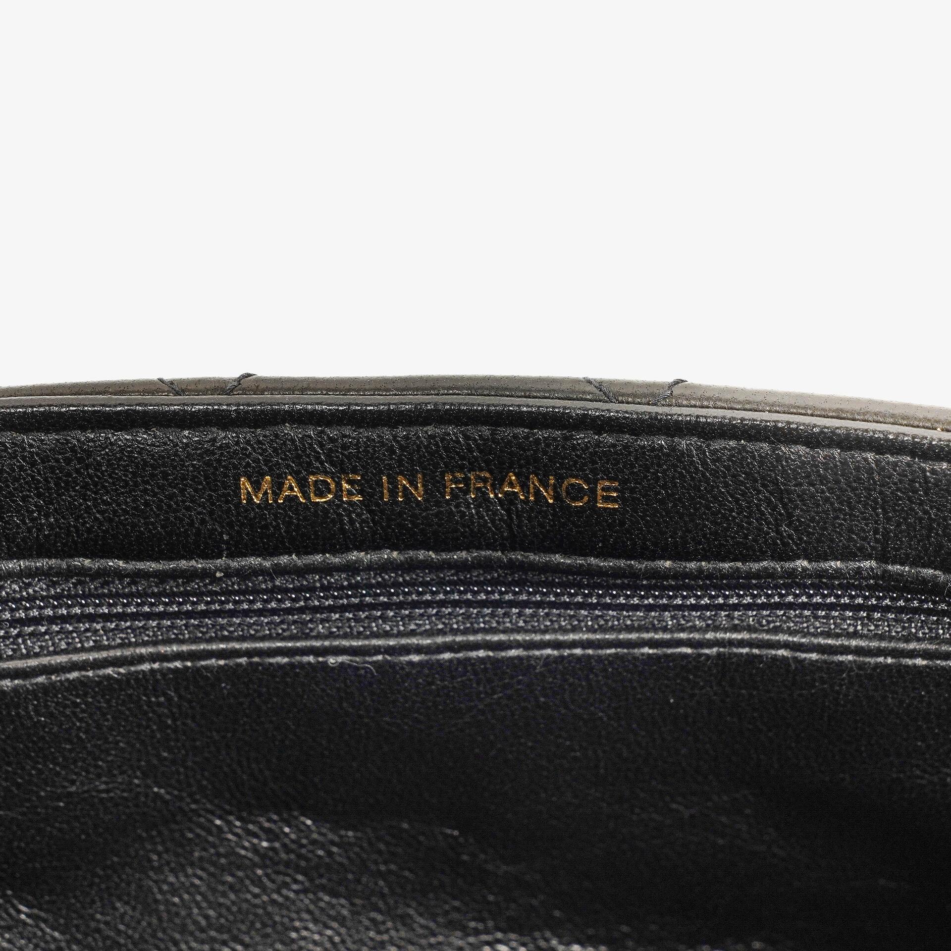 Chanel Wendedesign Clutch aus schwarzem Lammleder mit 24K-vergoldeten Beschlägen