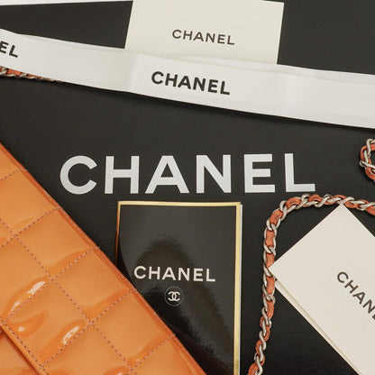 Chanel East West Chocolate Bar Flap Tasche aus Lackleder