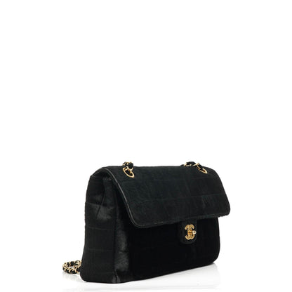 Chanel East West Flap Bag aus Ponyhaar Samt Schokoladenriegel mit goldfarbener Hardware