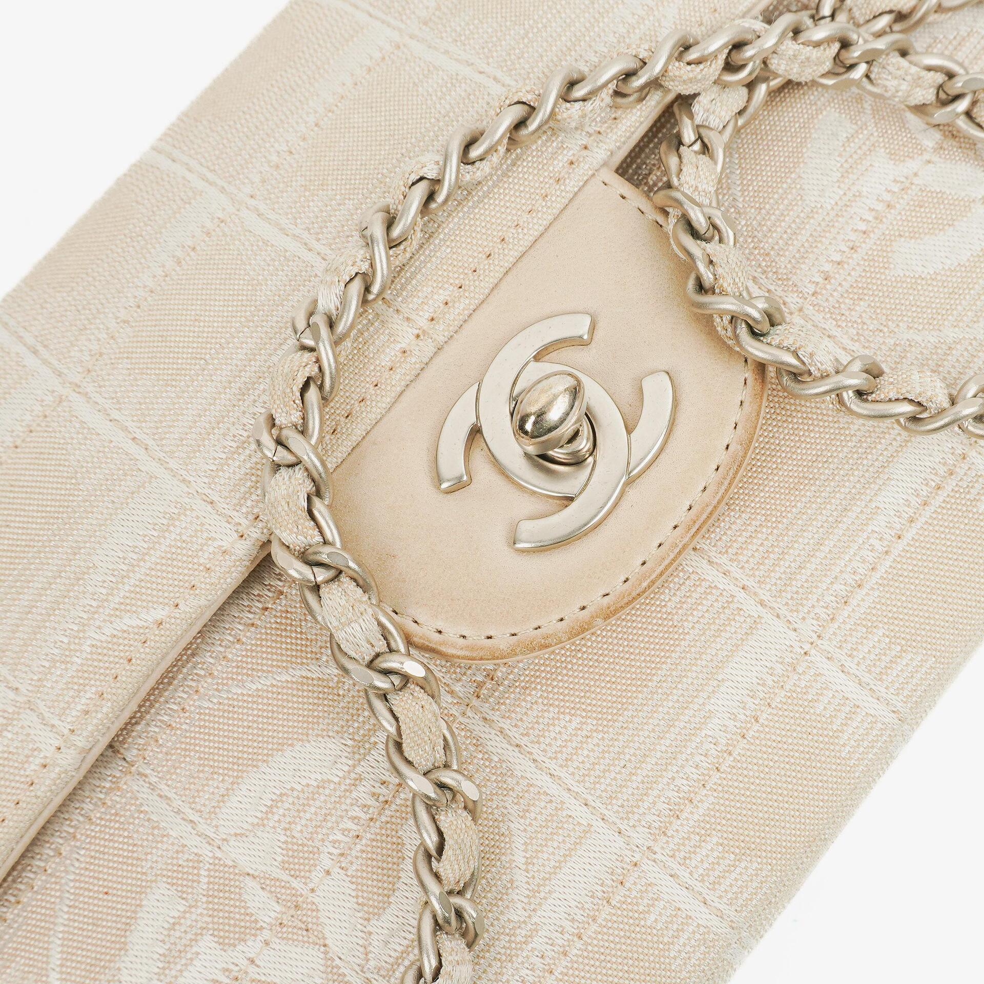 Chanel East West Travel Line Chocolate Bar Flap Tasche