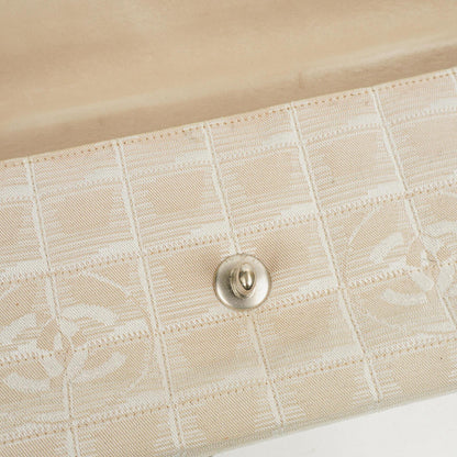 Chanel East West Travel Line Chocolate Bar Flap Tasche