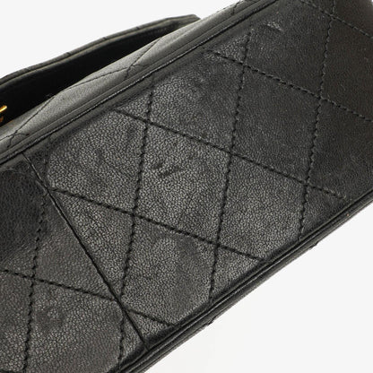 Chanel Envelope Flap Tasche Schwarz Gepolstertes Lammleder mit 24K Vergoldeten Beschlägen