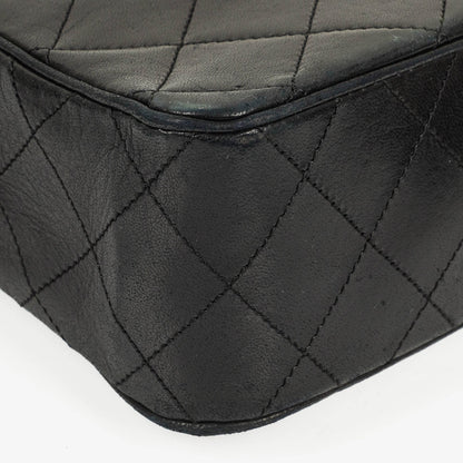 Chanel Envelope Flap Tasche aus schwarzem gestepptem Lammleder mit 24K vergoldeten Beschlägen