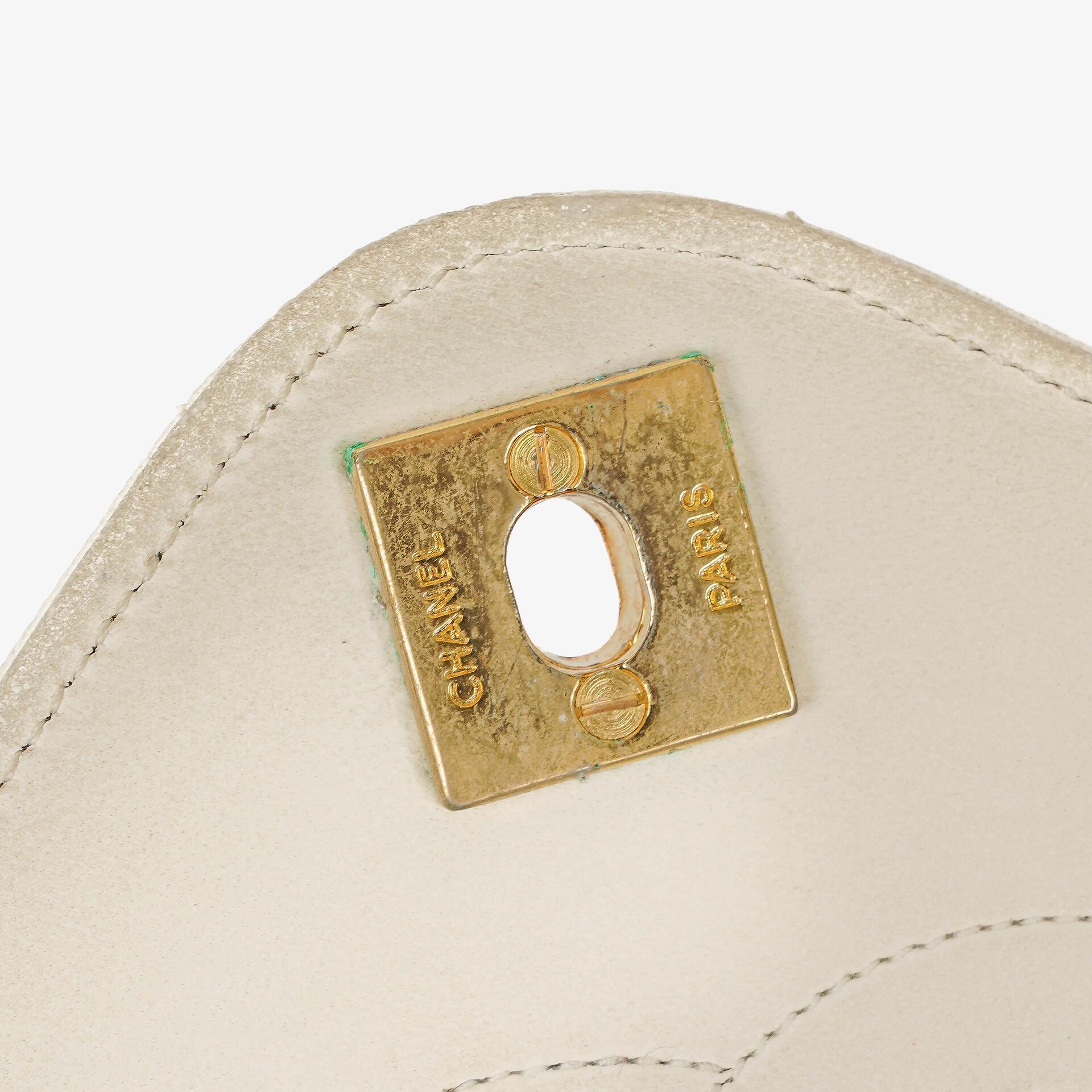 Chanel Umschlagklappe Tasche Weiß Gesteppt Lammleder mit 24K Vergoldeter Hardware