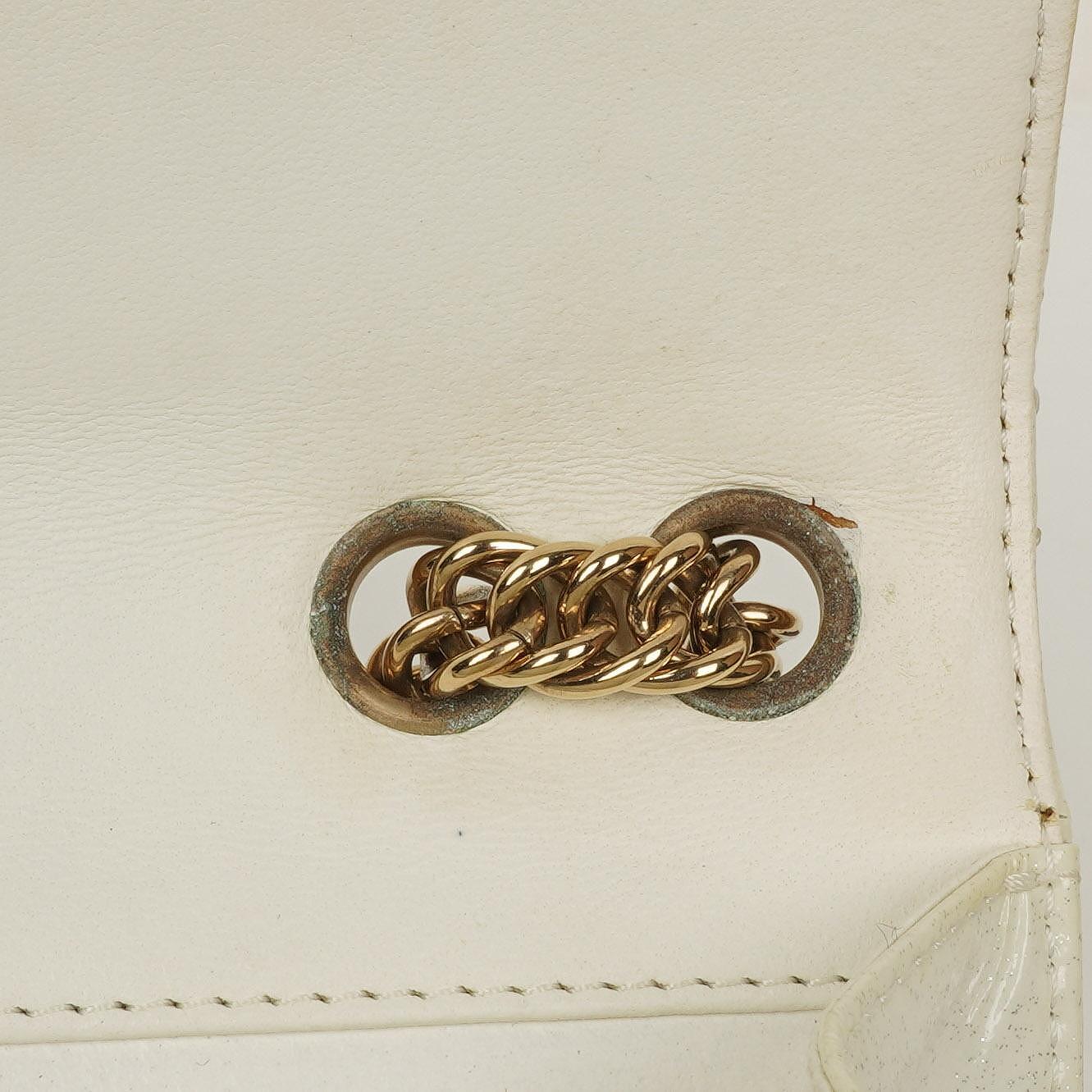 Chanel Evening Star East West Flap Bag aus weißem gestepptem Patentleder