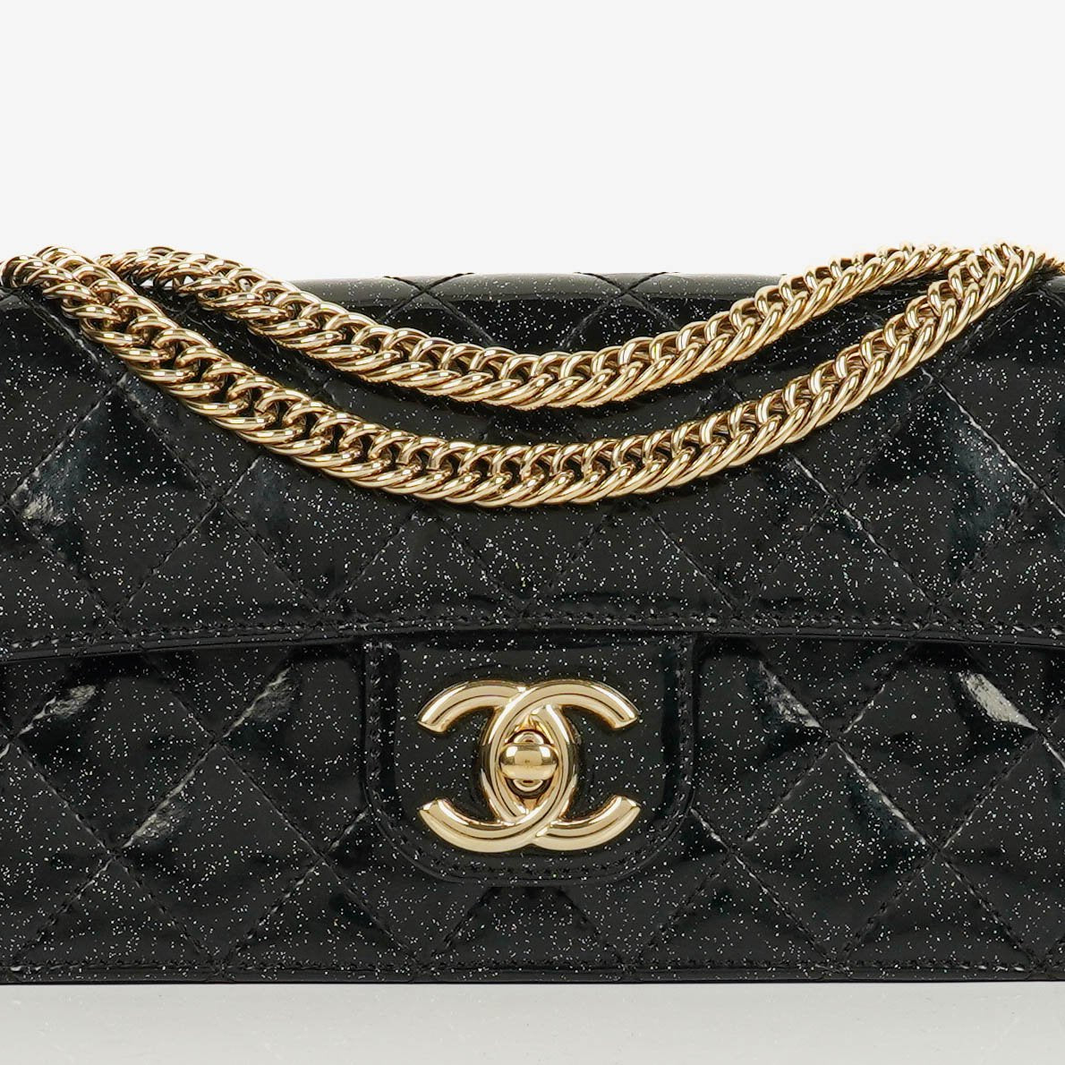 Chanel Evening Star East West Flap Bag aus gestepptem Glitzer-Lackleder