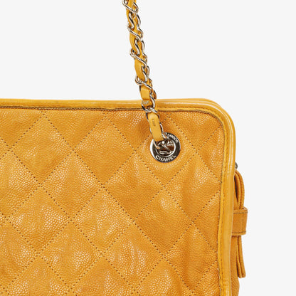 Chanel French Riviera Einkaufstasche aus ockerfarbenem gestepptem Kaviarleder