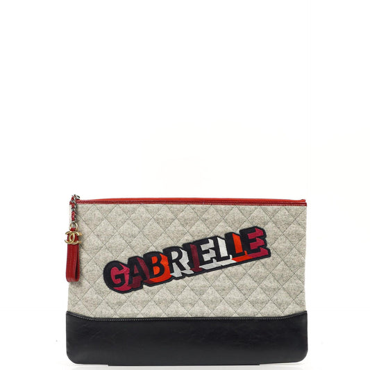 Chanel Gabrielle Pouch Clutch, Grau gesteppte Wolle und marineblaues Kalbsleder