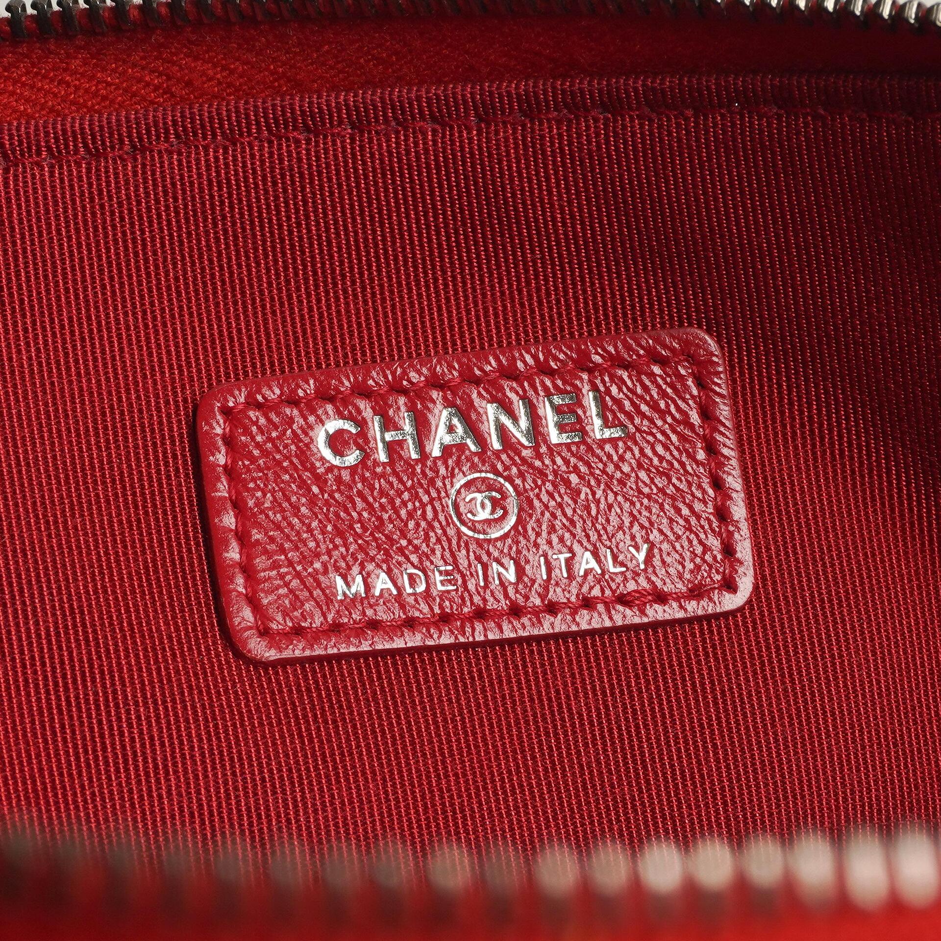 Chanel Gabrielle Pouch Clutch, Grau gesteppte Wolle und marineblaues Kalbsleder