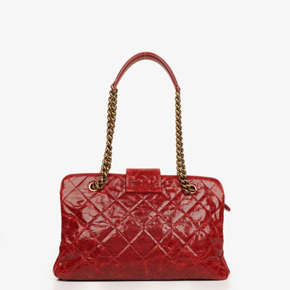 Chanel Reissue Tote Bag aus glänzendem Crackled-Kalbsleder