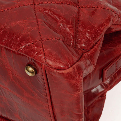 Chanel Reissue Tote Bag aus glänzendem Crackled-Kalbsleder