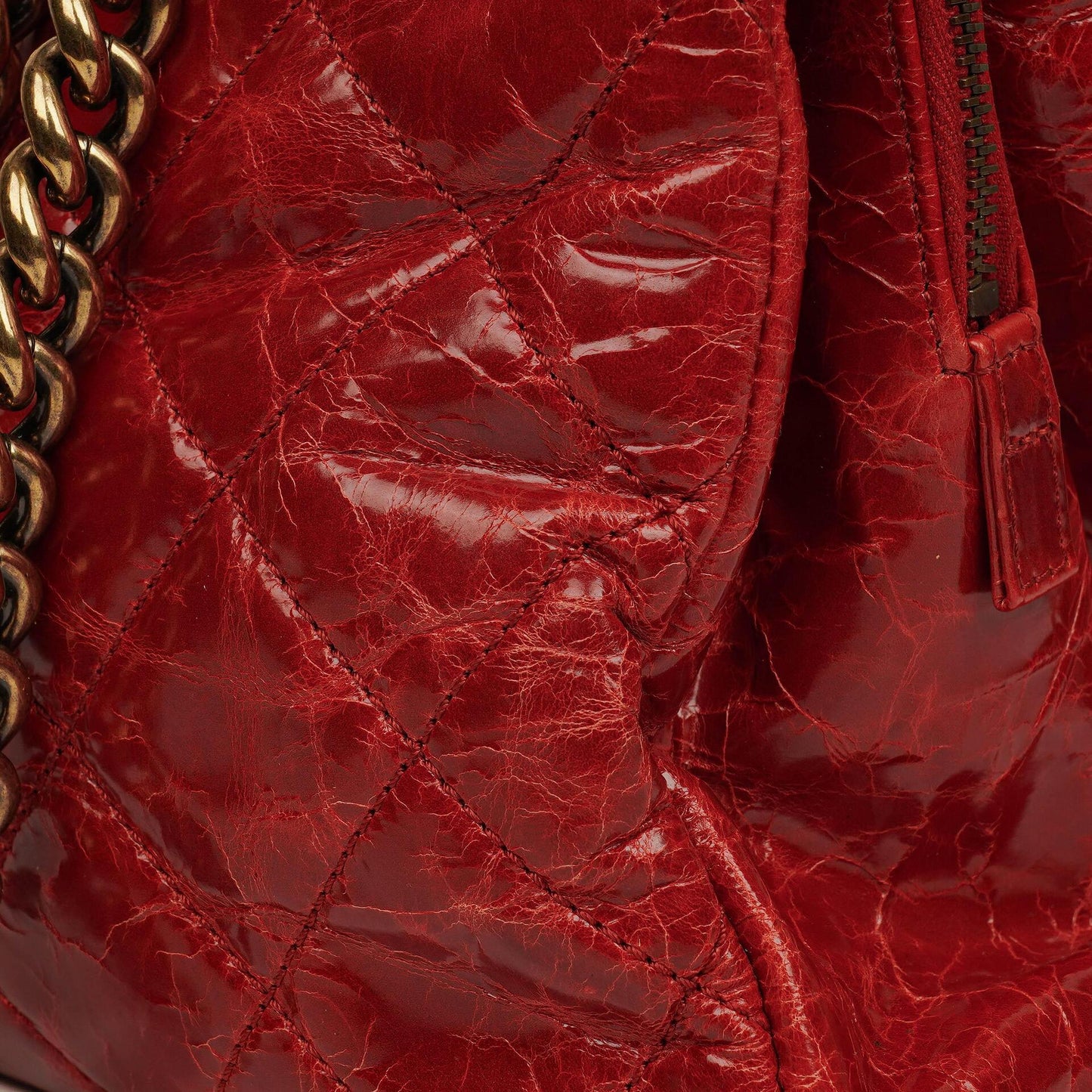 Chanel Reissue Tote Bag aus glänzendem Crackled-Kalbsleder